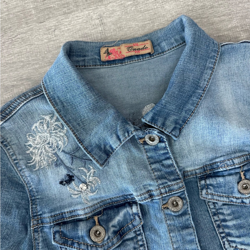 Embroidered denim jacket with floral and bird details and gems by Onado - Picture 3 of 9